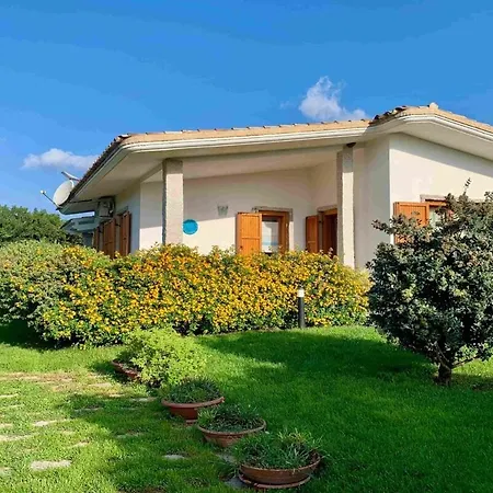 Pavoncella With Private Pool Campu Longu