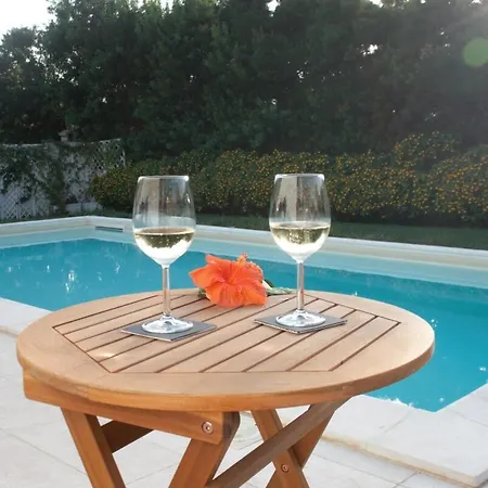 Pavoncella With Private Pool *